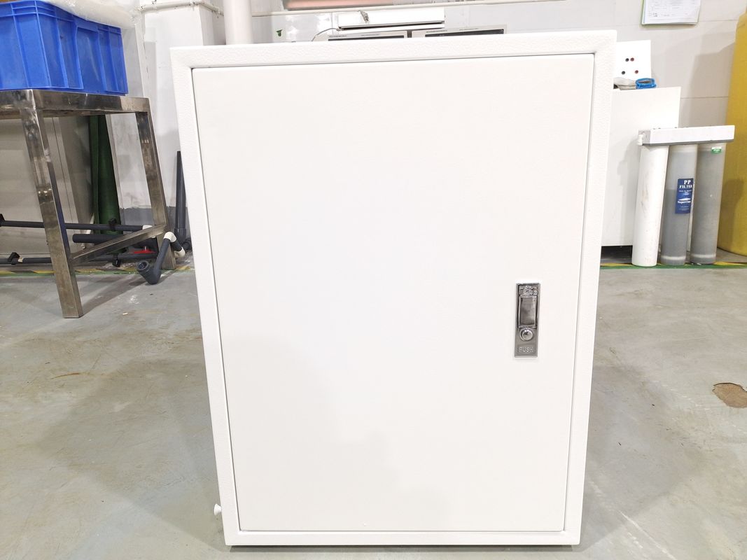 20L/H রিভার্স অস্মোসিস ওয়াটার ফিল্টারিং সিস্টেম ল্যাবরেটরি ব্যবহারের জন্য RO প্ল্যান্ট